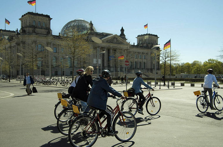 Berlin Rallye - Berlin city tour on Wheels